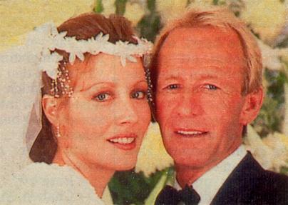 Матар хочтой Данди эхнэртээ үнэнч хэвээрээ